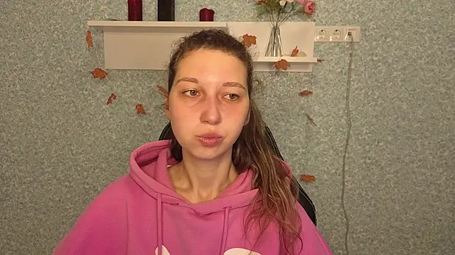 CuteEllii online show from November 24, 5:31 am