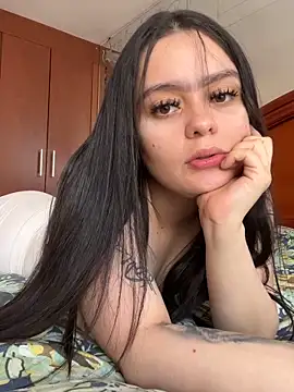 Selena Roa online show from April 20, 6:44 pm