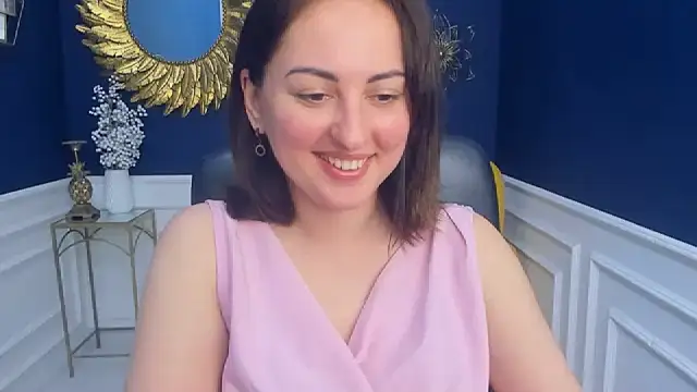 NoraSimons online show from June 2, 8:15 am