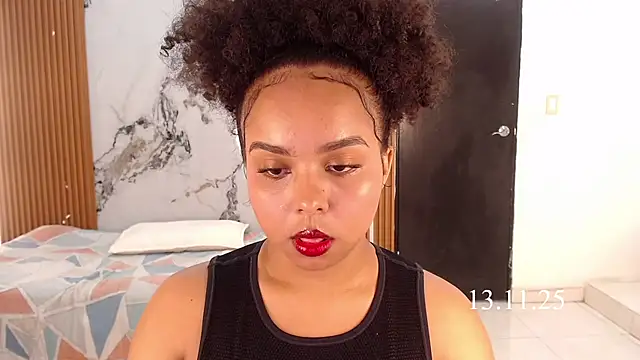 rosselyn  online show from November 13, 7:46 pm