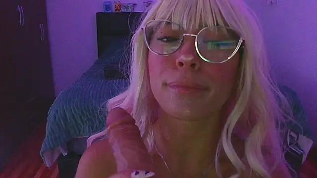 LissyM online show from March 9, 9:18 pm