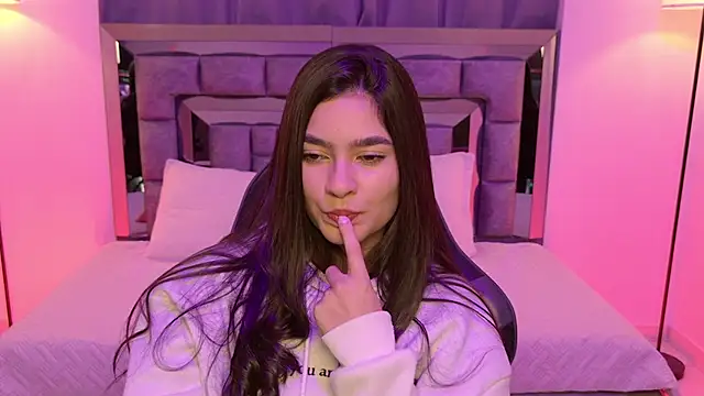 Bella Clark2 online show from November 29, 4:05 am