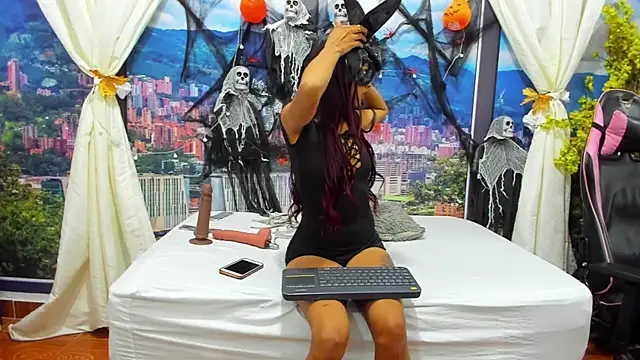 salome mio online show from October 28, 8:46 pm