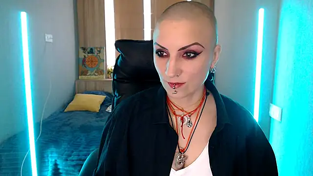 Sweet-n-Strong online show from March 25, 11:35 am