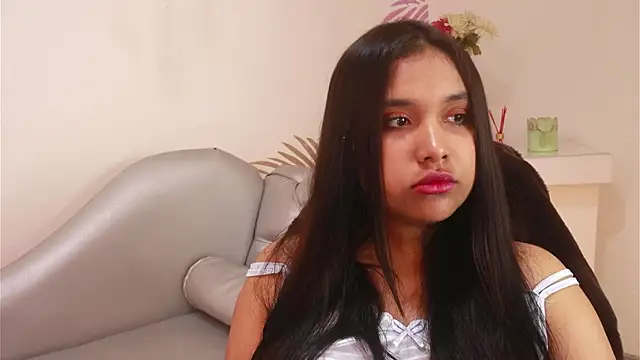 Isabelle Lane online show from February 27, 1:00 pm