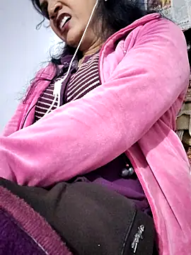 Hot-Rubyy online show from February 7, 5:06 pm