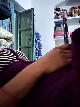 Hot-Rubyy online show from February 21, 9:32 am