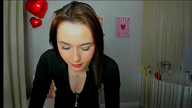 MakeYoueHappy online show from February 12, 11:34 am