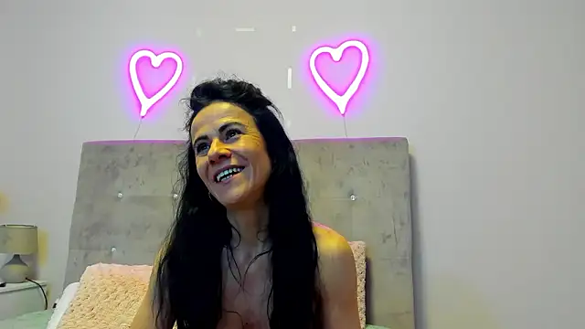 brianaflynt online show from February 1, 8:07 pm