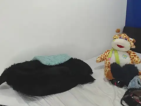 EmmilyConnor online show from March 24, 5:07 pm