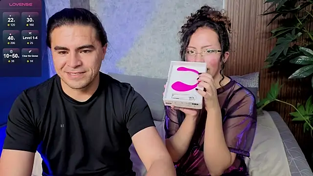 Noa N Luxy online show from May 5, 4:48 am