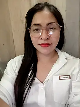 Bamboo-niee123 online show from May 5, 4:37 am