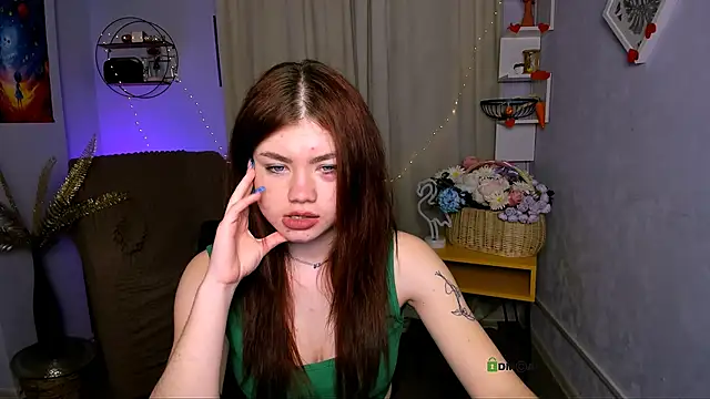 isabel wave online show from April 9, 7:08 pm