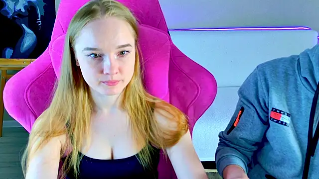 Shawty Mia online show from March 25, 7:06 pm