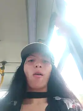 Moon And Sunn online show from December 5, 2:40 pm