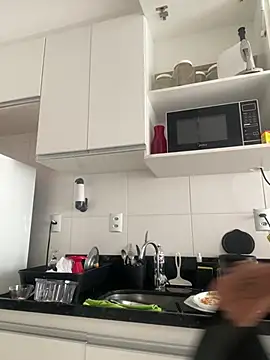 sabrinaneves online show from March 24, 11:48 am