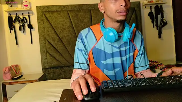 DamianandEva online show from April 14, 12:05 pm