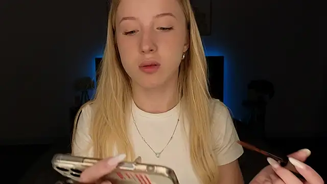 adele armass online show from May 3, 8:56 pm