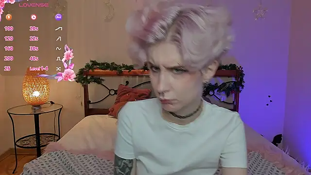 Angel Julles online show from December 14, 8:03 pm