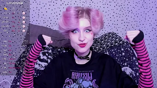 Angel Julles online show from May 1, 3:43 am