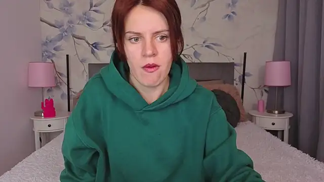 Sandra angel  online show from November 26, 10:00 pm