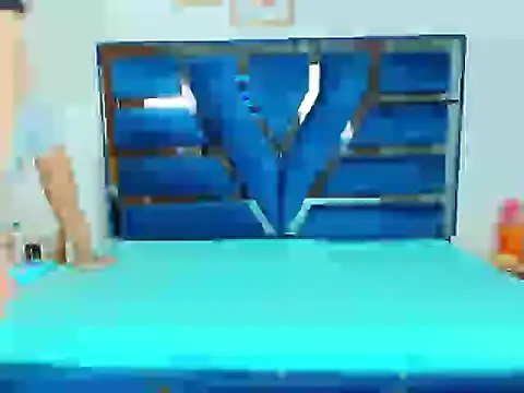 Zoe And Dylan  online show from December 14, 2:01 pm