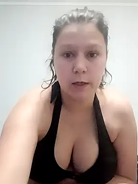 GlitterAuburn online show from December 4, 12:29 pm