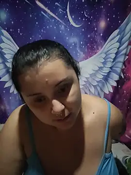 CurvyNoir online show from April 8, 12:46 am