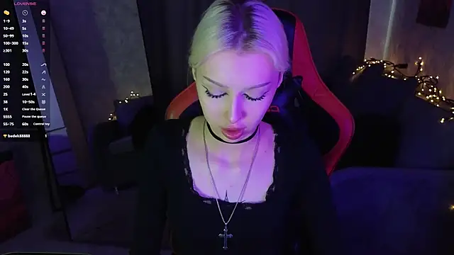 goth  tv online show from December 21, 10:19 am