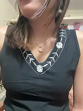 maira 33 online show from July 27, 4:59 pm