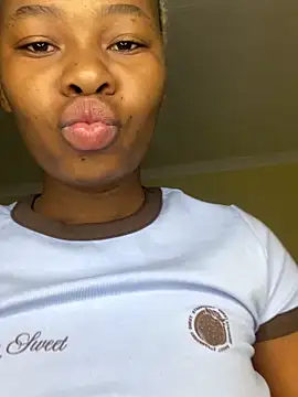 MiyaXo2 online show from December 18, 2:27 am