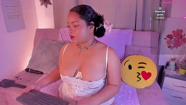 alanaa gomezz online show from March 25, 5:38 pm