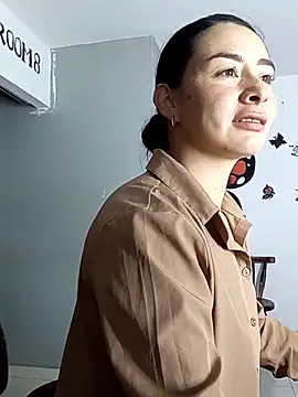 NathyMilf  online show from November 28, 4:26 am