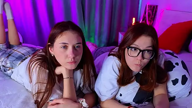 MargaretMorris online show from January 15, 11:05 am