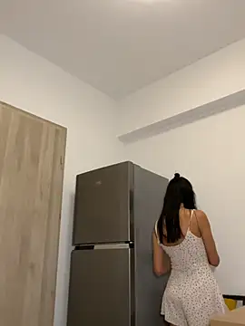 VickyM99 online show from April 19, 6:10 pm