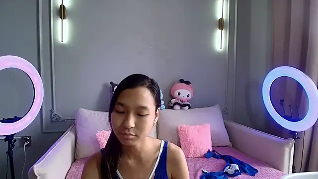 lihnpham online show from December 20, 4:27 am