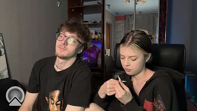 t files x online show from April 30, 2:50 am