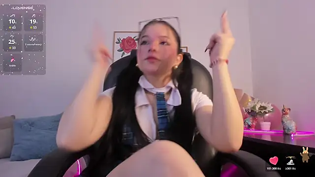 violettabond online show from November 11, 12:57 pm