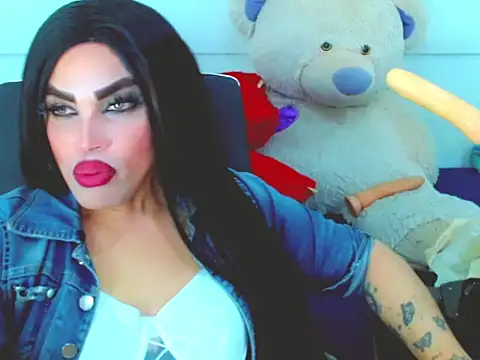 NharaBigCock online show from April 14, 7:36 pm