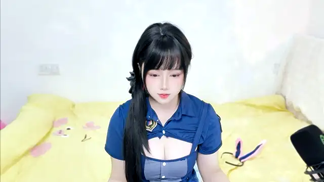 Nina37 online show from March 10, 11:25 am