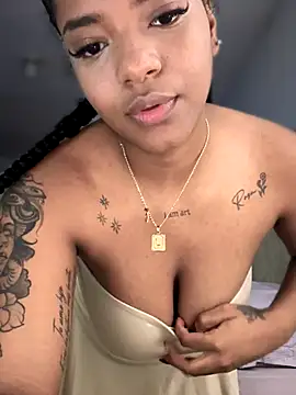 Irishottt online show from November 17, 10:32 pm