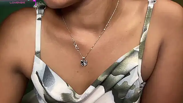 classy kritii online show from April 13, 1:01 pm