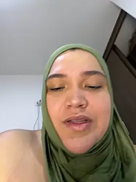 sweetmuslim01 online show from March 10, 2:15 am