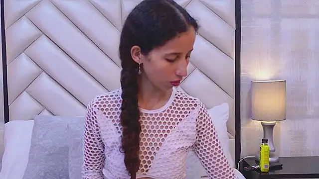 EimySanchez online show from April 8, 7:49 pm