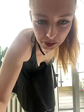 LilWetThing online show from November 11, 1:08 pm