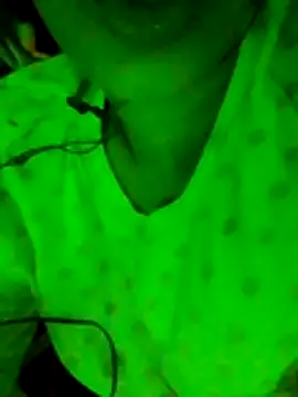 malak quen online show from December 1, 10:34 pm