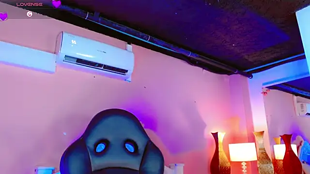 AnnaRouseQueen online show from February 18, 9:03 pm