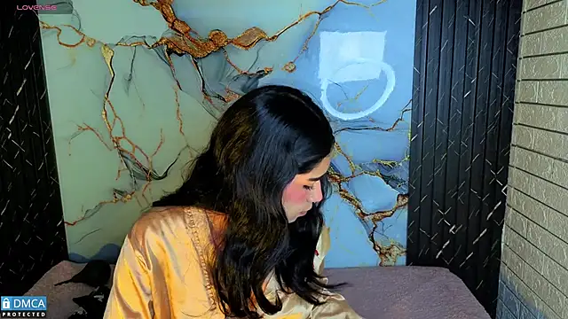 sofia sstonee  online show from February 4, 11:24 am