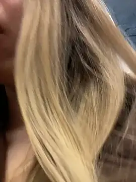 SashaCatt online show from April 17, 8:16 am