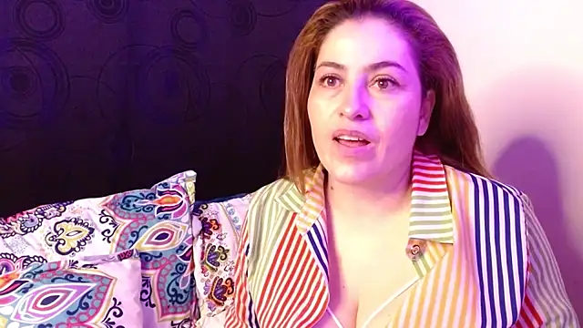 dayan hanks online show from March 26, 2:58 am